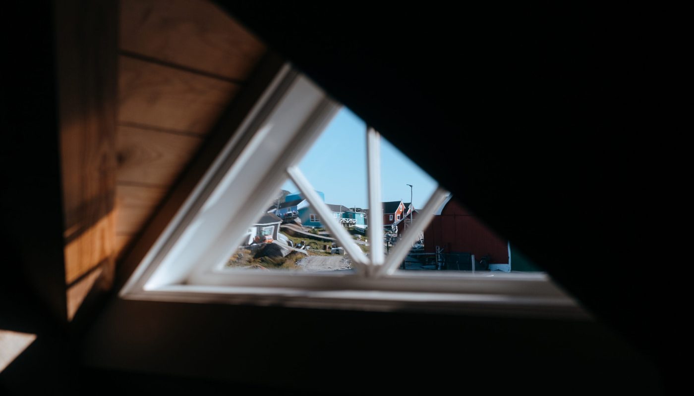 Window in Iimanaq Lodge restaurant @Harry Pope 2023